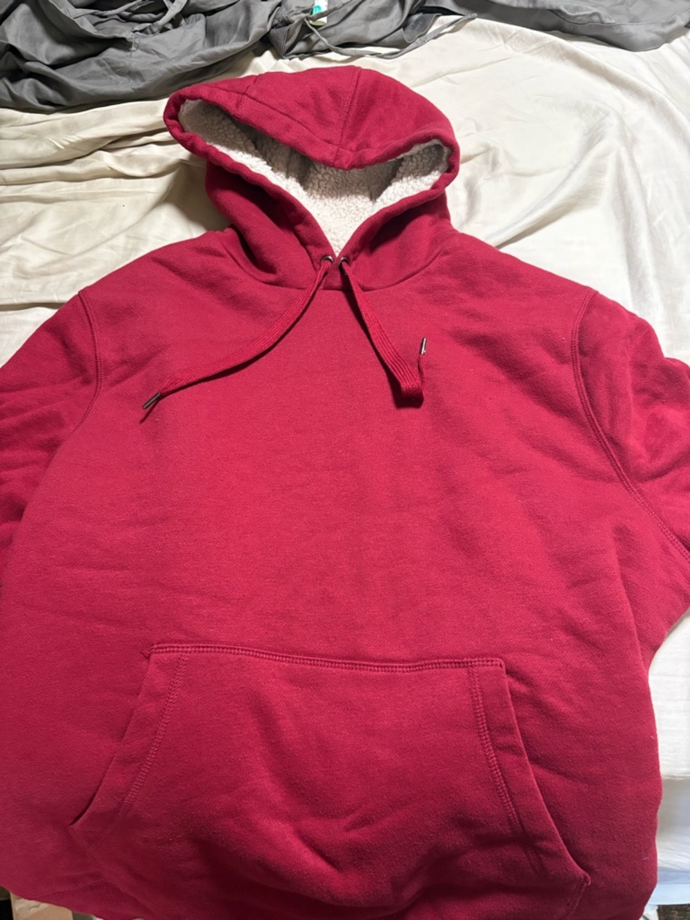 Amazon Essentials Men's Crewneck Sherpa-Lined Hoodie - Red